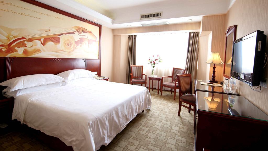 Vienna Hotel Chaoyang Нанинг Екстериор снимка