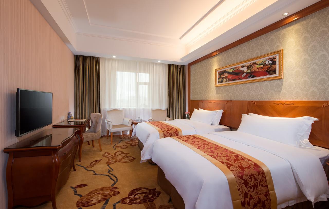 Vienna Hotel Chaoyang Нанинг Екстериор снимка