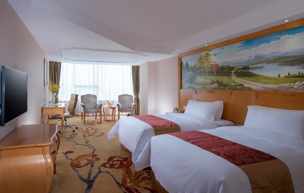 Vienna Hotel Chaoyang Нанинг Екстериор снимка